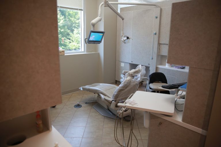 North Atlanta Aesthetic Dentistry - Dental clinic At 4165 Old Milton Pkwy #140, Alpharetta, GA 30005 2 photo 9f721a11 8853 4332 b1fd dbfcfcec108f 768x513