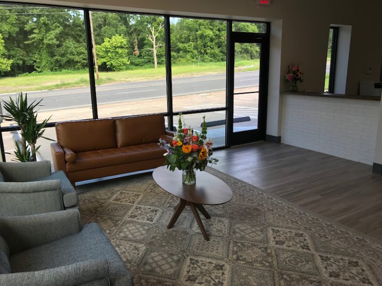 B&G Family Dentistry - Dentist At 402 S Washington Ave, Livingston, TX 77351 4 photo a06eb184 04ef 42e5 95bf e01c710bee85 768x576