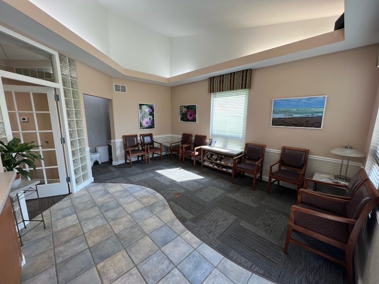 Central Dental Care - Dentist At 2022 William St, Jefferson City, MO 65109 4 photo a32ef9ac 6d41 47e6 ba6c bbee20af087d 768x576