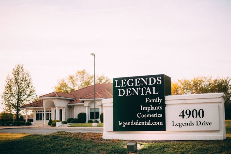 Legends Dental - Dentist At 4900 Legends Dr, Lawrence, KS 66049 2 photo ab3c3e4b 5530 4808 84ba 0369e5933578 768x513