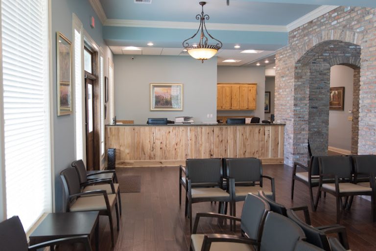 Louisiana Dental Center - Houma - Dentist At 5934 W Main St, Houma, LA 70360 2 photo af9d354b c5f1 46da b47b 621d85db5ef2 768x513