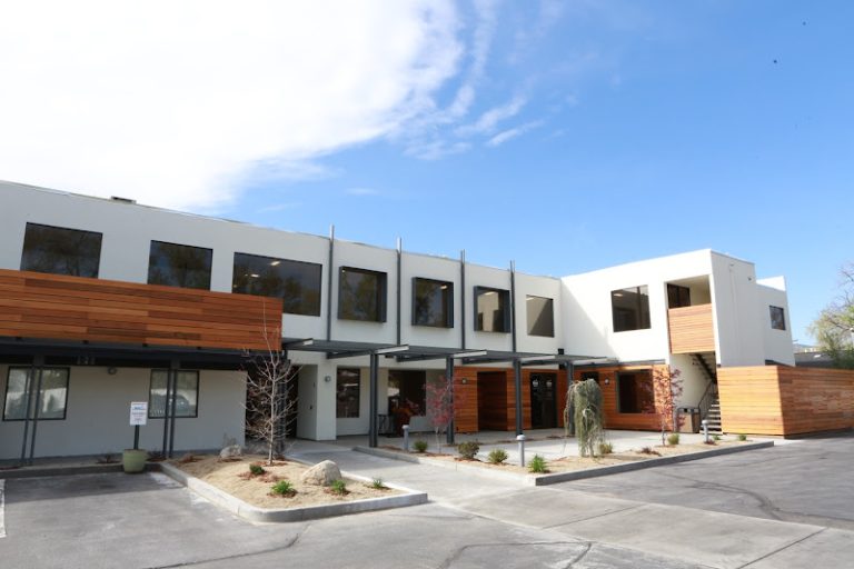The Reno Dentist - Cosmetic dentist At 855 W 7th St #200, Reno, NV 89503 5 photo b259f34b 4dc4 4127 9e1b ebf7c575a324 768x512