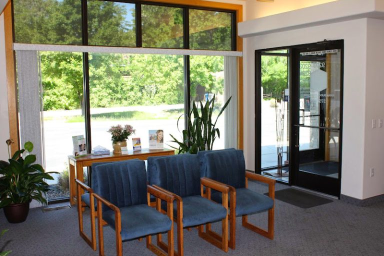 Idaho Family Dental - Dentist At 9203 W Overland Rd, Boise, ID 83709 2 photo b55f69cf 749d 48b9 a88a 7d9569d4a4cf 768x512