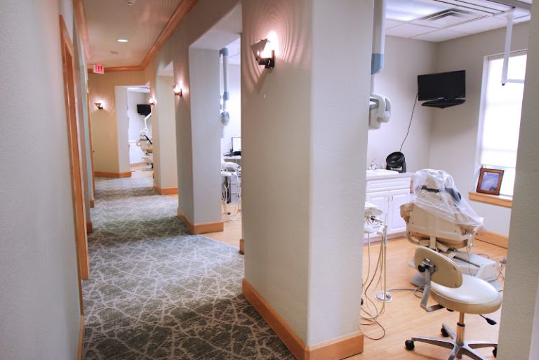 Grand Dental Studio - Dentist At 1057 NW Grand Blvd, Oklahoma City, OK 73118 2 photo ba224852 f939 4d2d 953d 9afd1dbded17 768x513