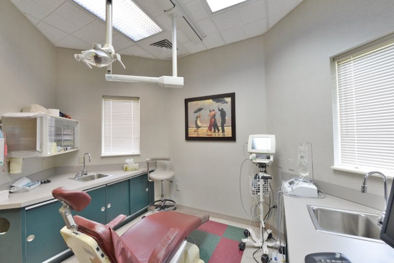 Daniel Family Dentistry - Dentist At 127 W Macon Ln, Seymour, TN 37865 3 photo bde850f2 501a 4d8a a40b d51980e55a9d 768x513