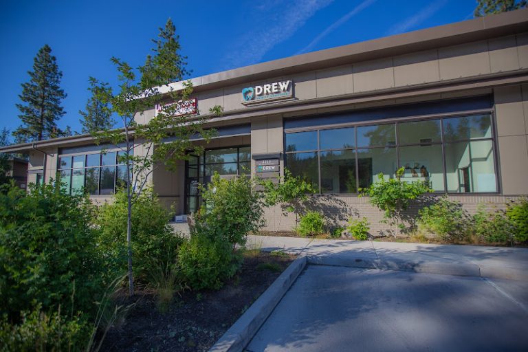 Drew Family Dentistry - Dentist At 2215 NW Shevlin Park Rd Suite 110, Bend, OR 97703 2 photo bf19d2e2 dac6 4b35 82a2 839a92a3598b 768x512