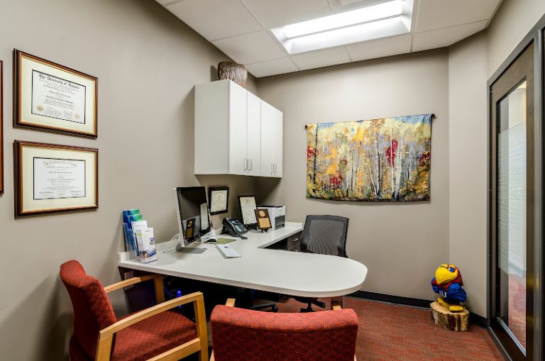 Sunnybrook Dental - Dentist At 21645 College Blvd, Olathe, KS 21645 4 photo c384f178 c10f 42ad bfb6 6ea143cab9fa 768x509