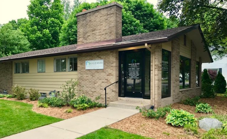 Rogue River Family Dental: Chas Jensen, DDS - Dentist At 2 N Monroe St, Rockford, MI 49341 4 photo c52e3c55 ea10 452f 84ff c5d0d161f0c8 768x470