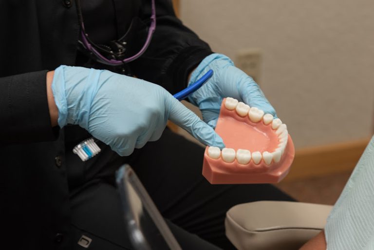 Laramie River Dental - Dentist At 1275 N 15th St STE 101, Laramie, WY 82072 4 photo c56e6326 bdfc 4f36 9977 4403e2759225 768x513