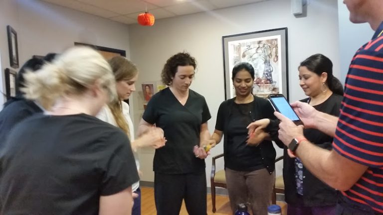 AZ Cosmetic & Family Dentistry: Dentist in Peoria - Dentist At 13695 N 75th Ave, Peoria, AZ 13695 3 photo cd0d97df c873 4b0a bb79 872d02f32776 768x432