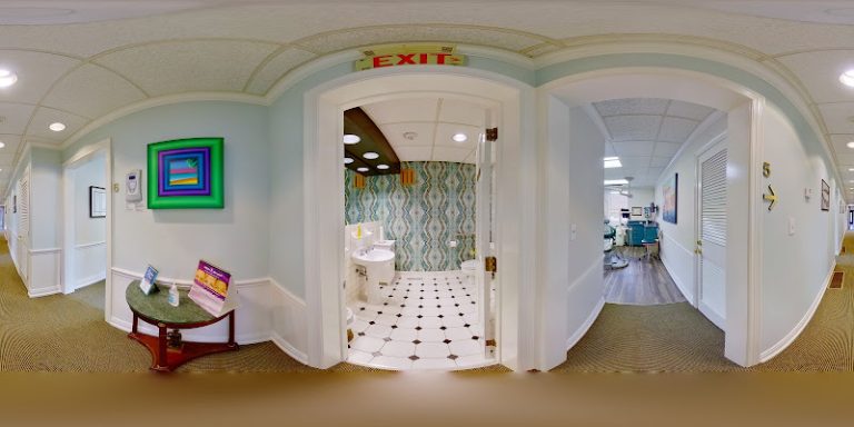 Howard & Howard Dental - Dentist At 1321 Virginia St E Suite 1, Charleston, WV 25301 3 photo d619ec3a ac07 4bdb aaac 666369ca4914 768x384