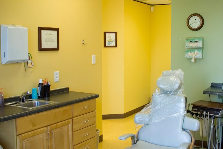 Dental Implants of Arizona - Dental implants periodontist At 1277 E Missouri Ave #208, Phoenix, AZ 85014 4 photo d79685a6 7963 4682 a707 602162146386 768x513