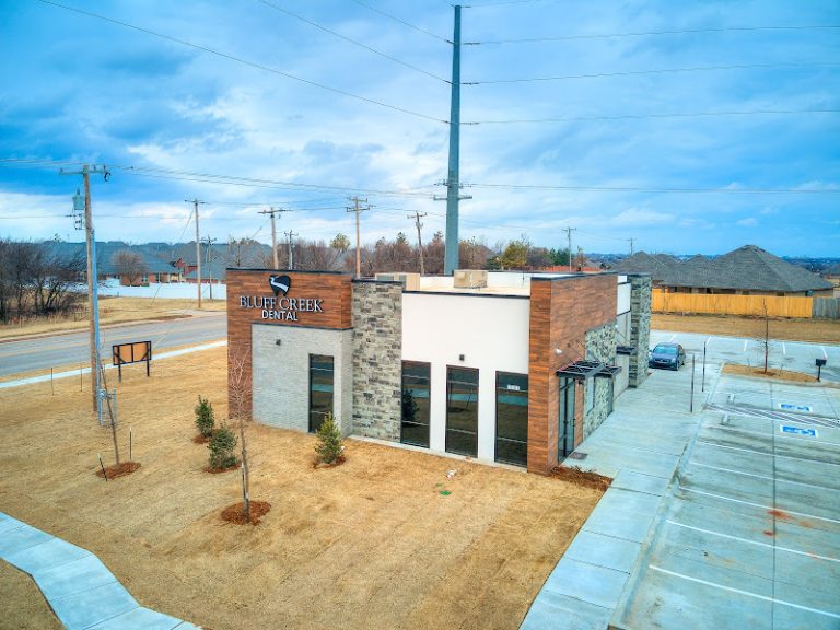Bluff Creek Dental - Dentist At 15101 Crown At Lone Oak Rd, Edmond, OK 15101 3 photo dadf11ed dcf5 4c3e a512 c5871c86d64d 768x576