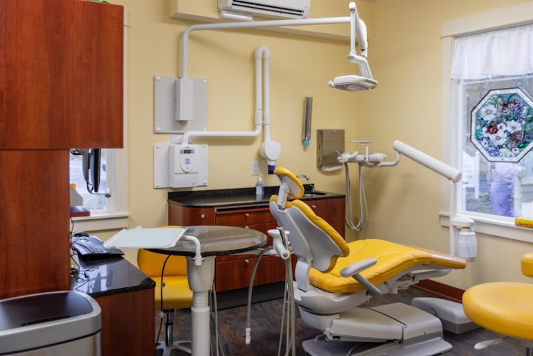 Aurora Family Dentistry - Dentist At 21668 OR-99E, Aurora, OR 21668 2 photo e4f0c59e 1861 4965 80b9 e9fc8a8fc65d 768x513