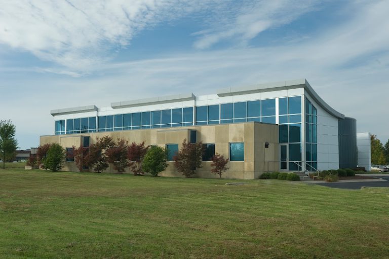 Buzbee Dental - Dentist At 1244 E Lark St, Springfield, MO 65804 3 photo e65b4749 b467 42c9 9e13 deb78157fdfb 768x511