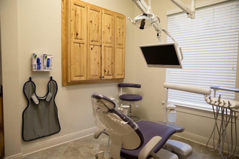 Louisiana Dental Center - Kenner - Dentist At 1501 32nd St, Kenner, LA 70065 2 photo f54b6e6d 85ad 48fc 98be 1a798c790659 768x513