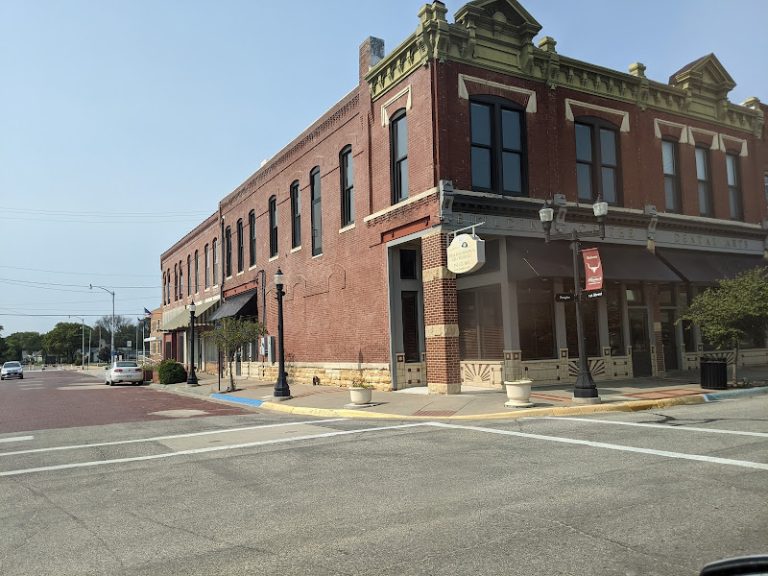 Central Kansas Dentistry, PA - Dentist At 202 N Douglas Ave, Ellsworth, KS 67439 2 photo f7bc4aec 32e6 4df5 9a0b a4d0bcccd435 768x576