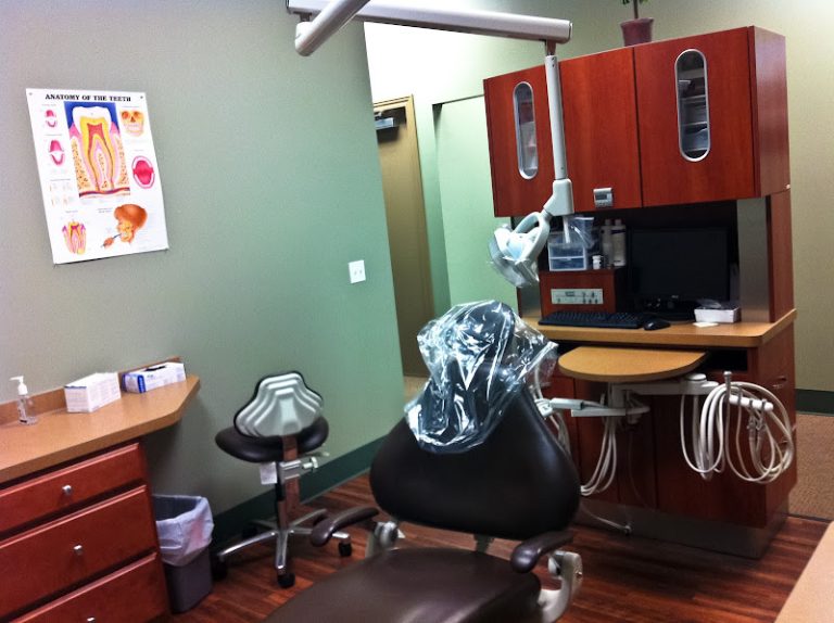 Familia Dental - Dental clinic At 1403 W Glen Ave, Peoria, IL 61614 2 photo fd4adbd2 84ab 42df 9b8b 22f1b30e239e 768x574