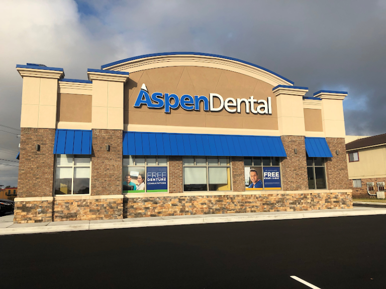 Aspen Dental - Dentist At 8239 Rogers Ave, Fort Smith, AR 72903 4 photo fd561c3f 2fec 48b7 940f 284281335d21 768x576