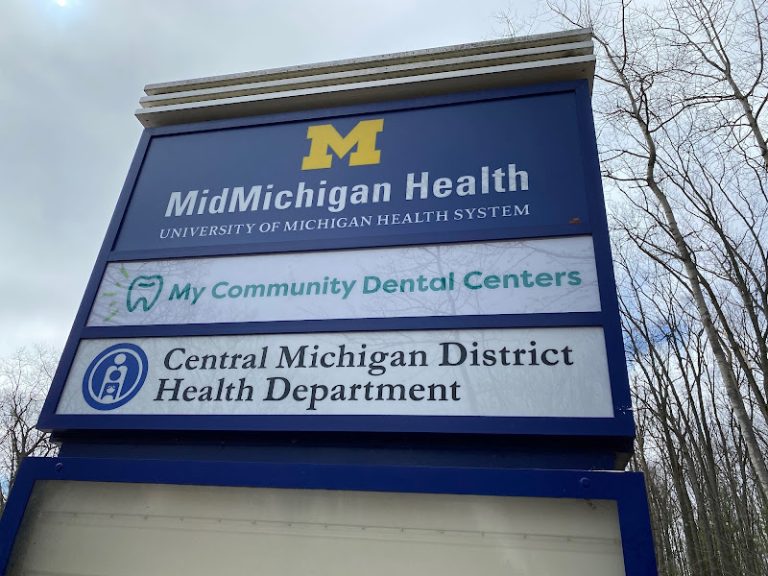 My Community Dental Centers ~ Harrison - Dentist At 815 N Clare Ave, Harrison, MI 48625 4 photo fe469258 44f5 425a 9e4e 40103f46f6e1 768x576