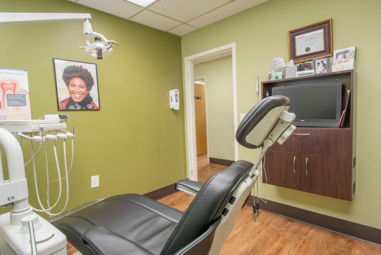 Dental Associates of Florida - Tampa - Dentist At 315 W Busch Blvd A, Tampa, FL 33612 3 photo ff639a47 6f63 4a17 8e07 947c60679363 768x513