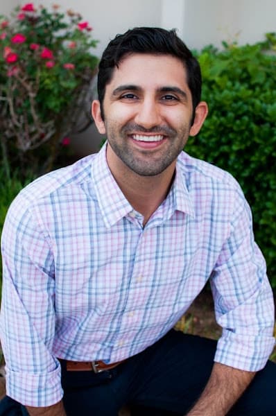 Derek R Cohlmia, DDS