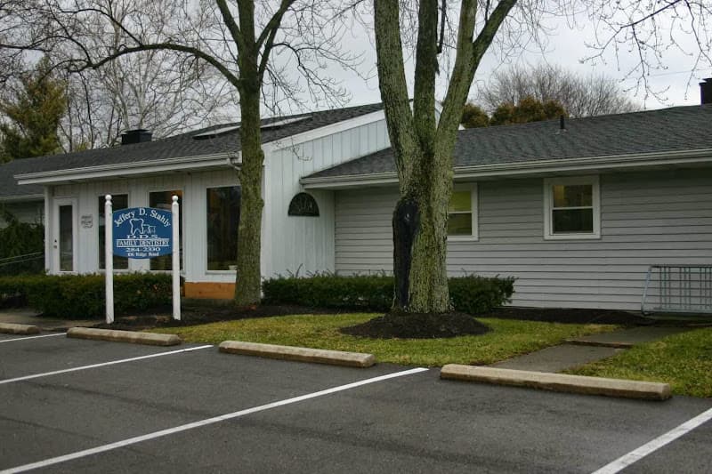 Dr. Jeffery D. Stahly, DDS