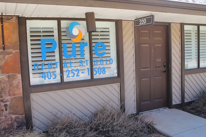 Pure Dental Studio