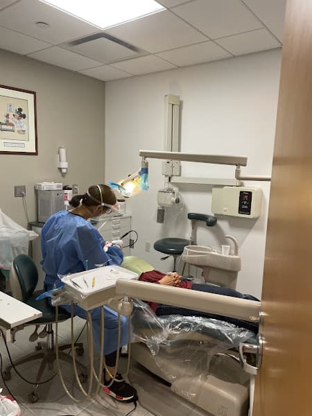 CANAL DENTAL GROUP — photo 2