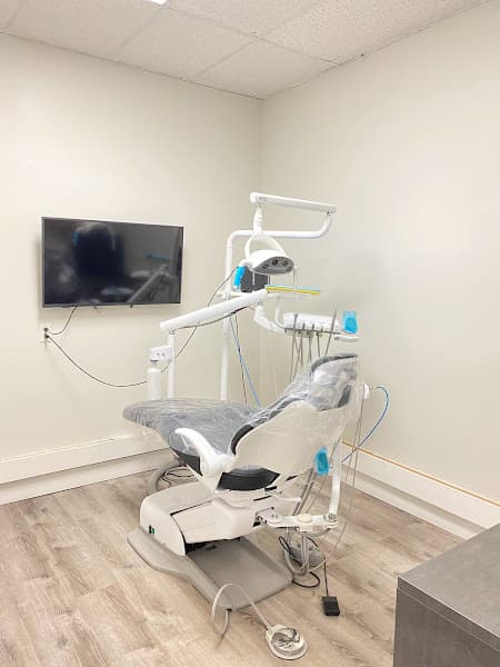 Florida Dental Solutions: All-On-4 Dental Implant Center — photo 3