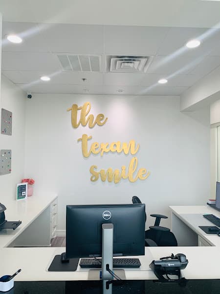 Texan Smile — photo 2