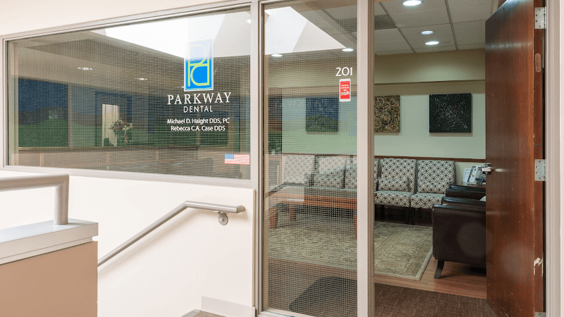 Parkway Dental: Michael D Haight, DDS