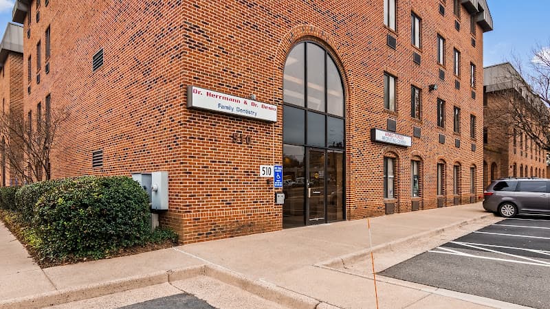 Dental Associates of Northern Virginia - City of Falls Church — photo 4