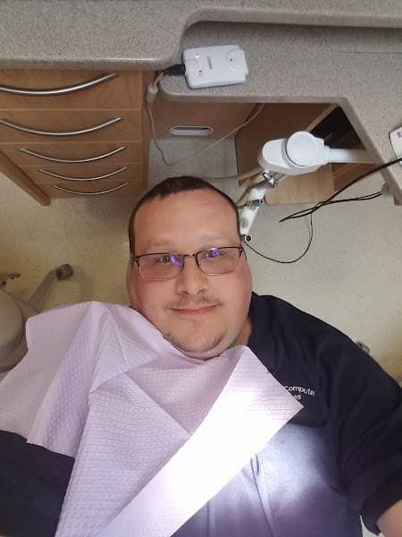 Redfield Smiles — photo 2
