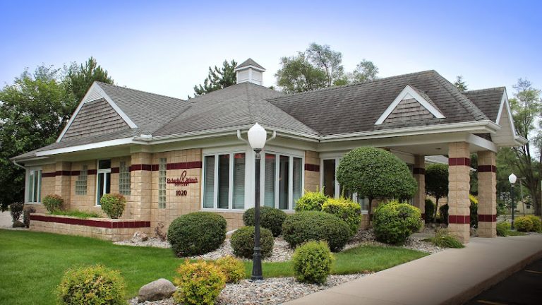 Mid Michigan Smiles: Raymond Ribitch, DDS