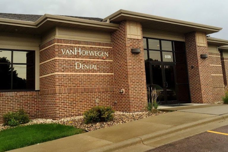 van Hofwegen Dental