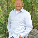 Professional photo of Dr. Everett Heringer