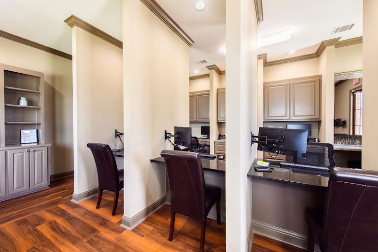 photo 93cd0c04 eae8 4f62 a281 9cbcbca2451a 768x513